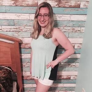 Meet your Posher, Ashley